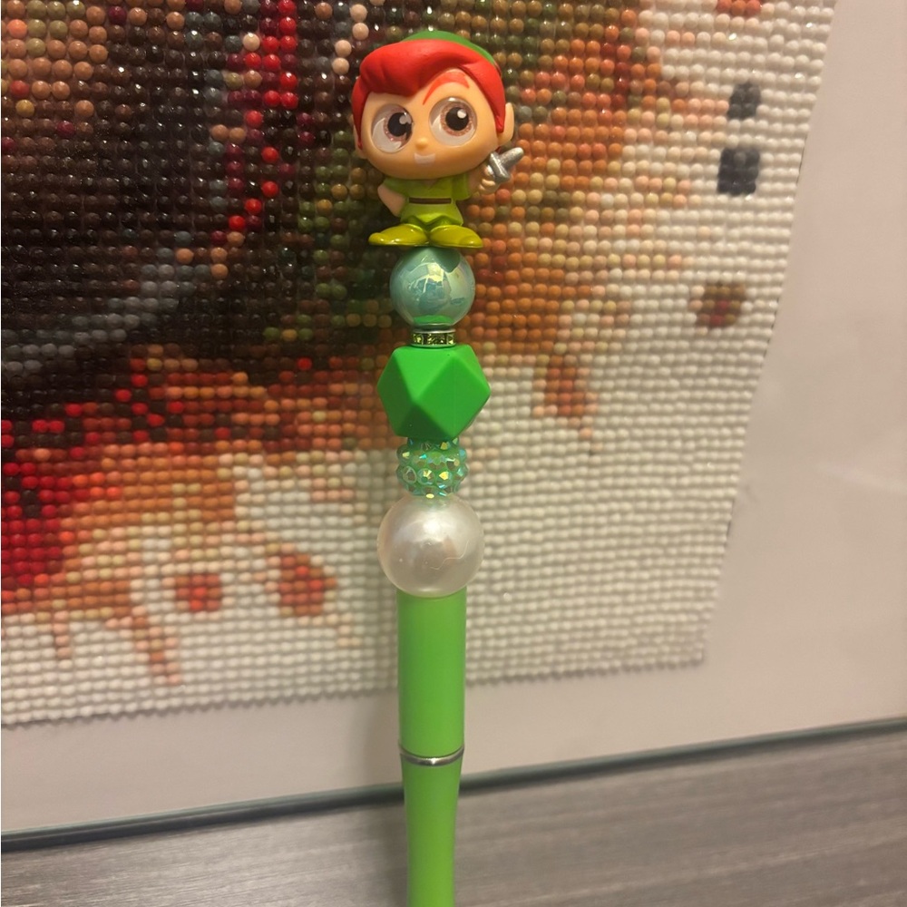 Vibrant Green Beaded Peter Pan Pen